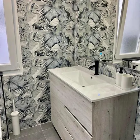 Soleado アパート ヒホン